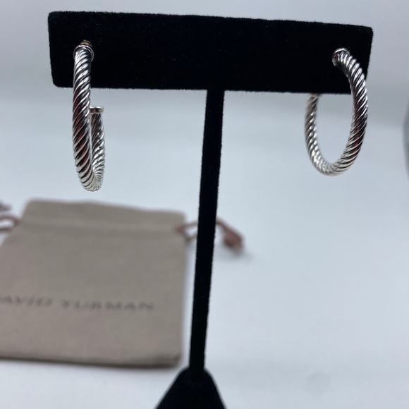 David Yurman  Silver Cable Hoop Earrings1" - Picture 5 of 7